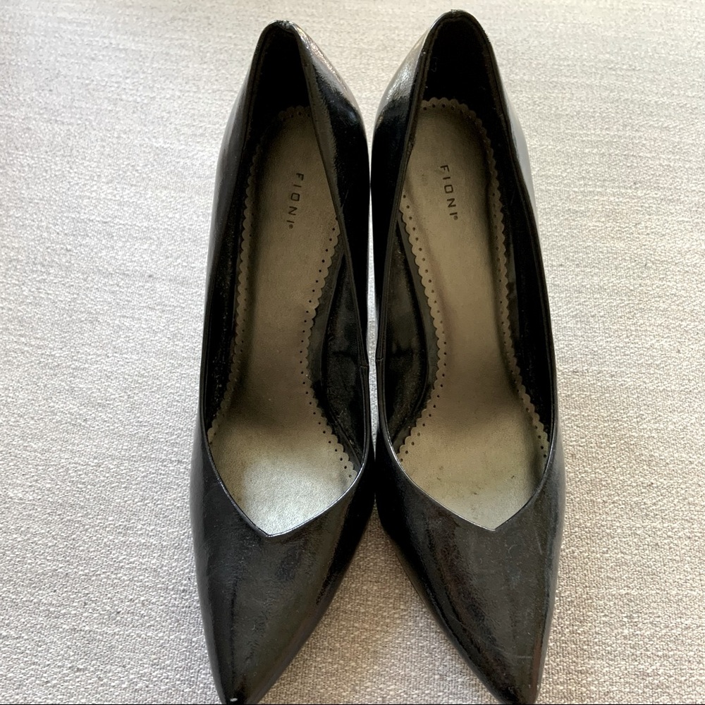 Black Patent Leather Heels (pumps)